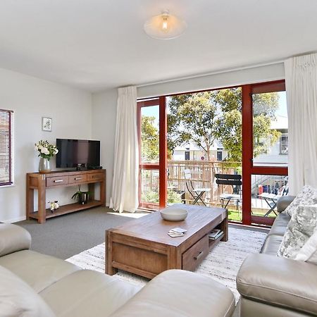 Tumeke Akaroa - Apartment - Christchurch Holiday Homes Екстериор снимка