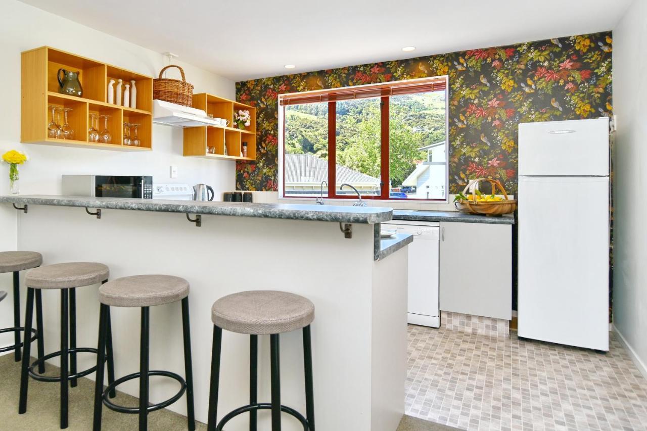 Tumeke Akaroa - Apartment - Christchurch Holiday Homes Екстериор снимка