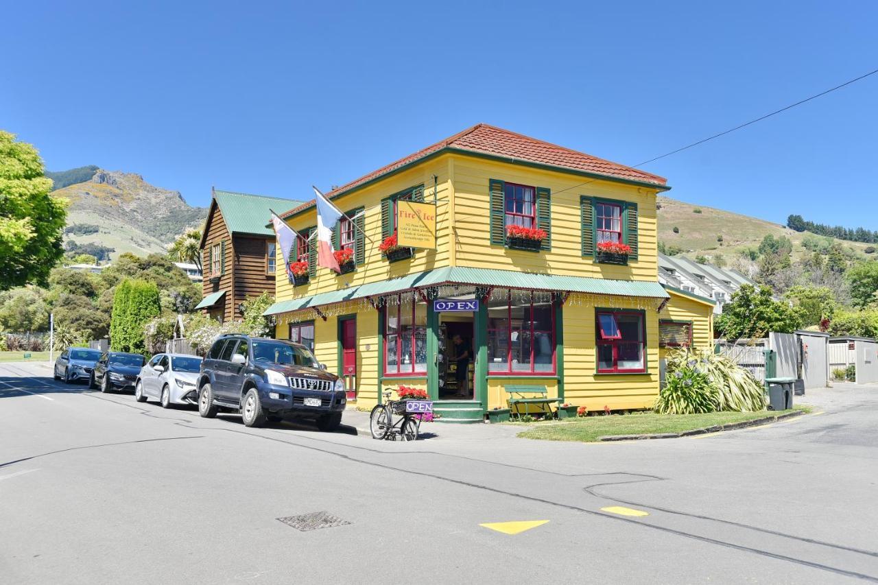 Tumeke Akaroa - Apartment - Christchurch Holiday Homes Екстериор снимка
